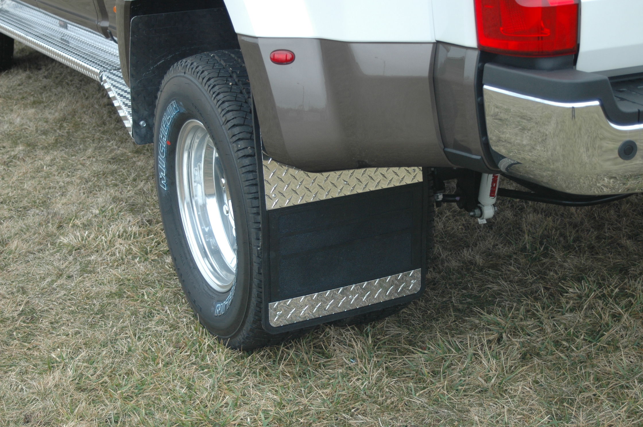 Mud Flaps Classic Dually Rubber Mudflaps / Diamond Tread Aluminum or Stainless Steel Inserts